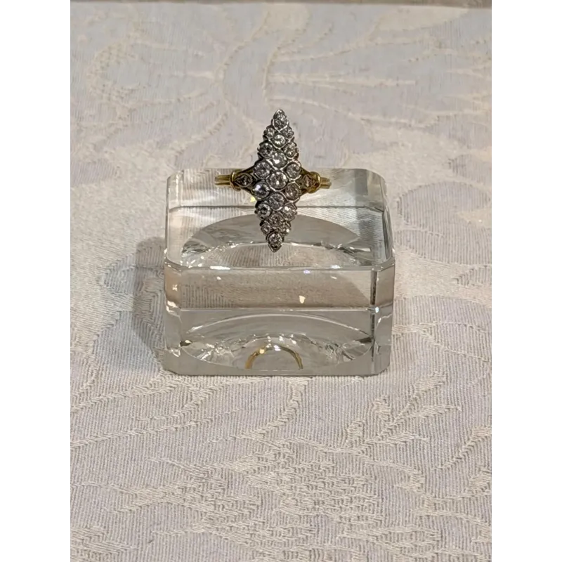 Anillo Bella