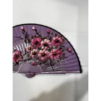 ABANICO VIOLETA FLORES PINTADAS