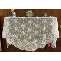 MANTILLA DE TRES PICOS BEIGE - 2540/G
