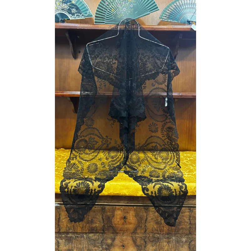 Mantilla Antonia