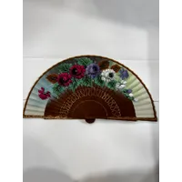 ABANICO MADERA FLORES PINTADAS