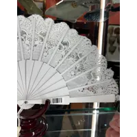 ABANICO  CON ENCAJES