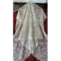 Mantilla Granadita