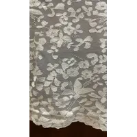 MANTILLA BEIGE ANTIGUA HECHA A MANO BORDADO GRANADINO FLORAL