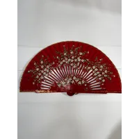ABANICO ROJO CALADO FLORES