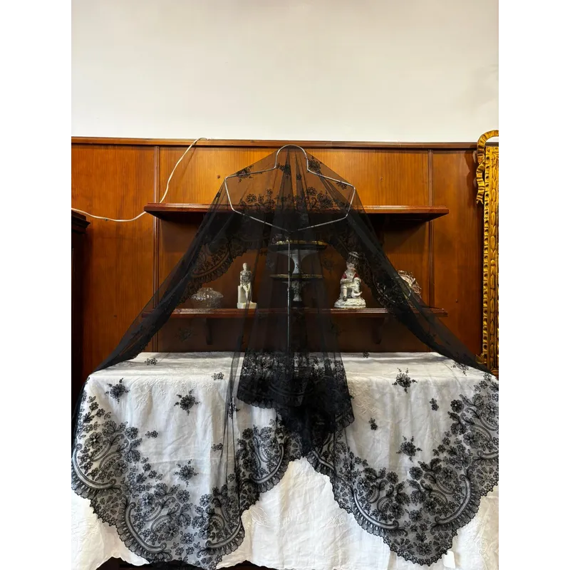 Mantilla Indira