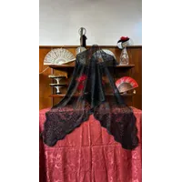 Mantilla Belén Negra