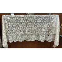 MANTILLA RECTANGULAR A MANO BEIGE
