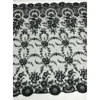 MANTILLA RECTANGULAR NEGRA