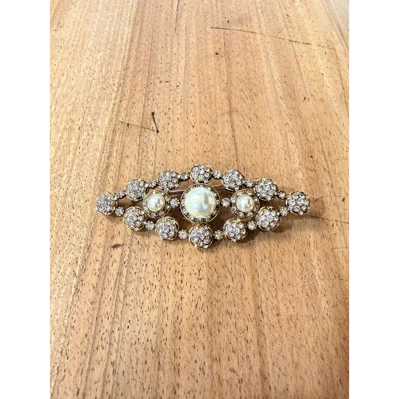 Broche Triana