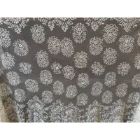 MANTILLA BEIGE BORDADA A MANO DE GRANADA