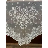 MANTILLA DE TRES PICOS BEIGE - 2508/G