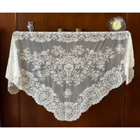 MANTILLA BEIGE TRES PICOS MEDIANA