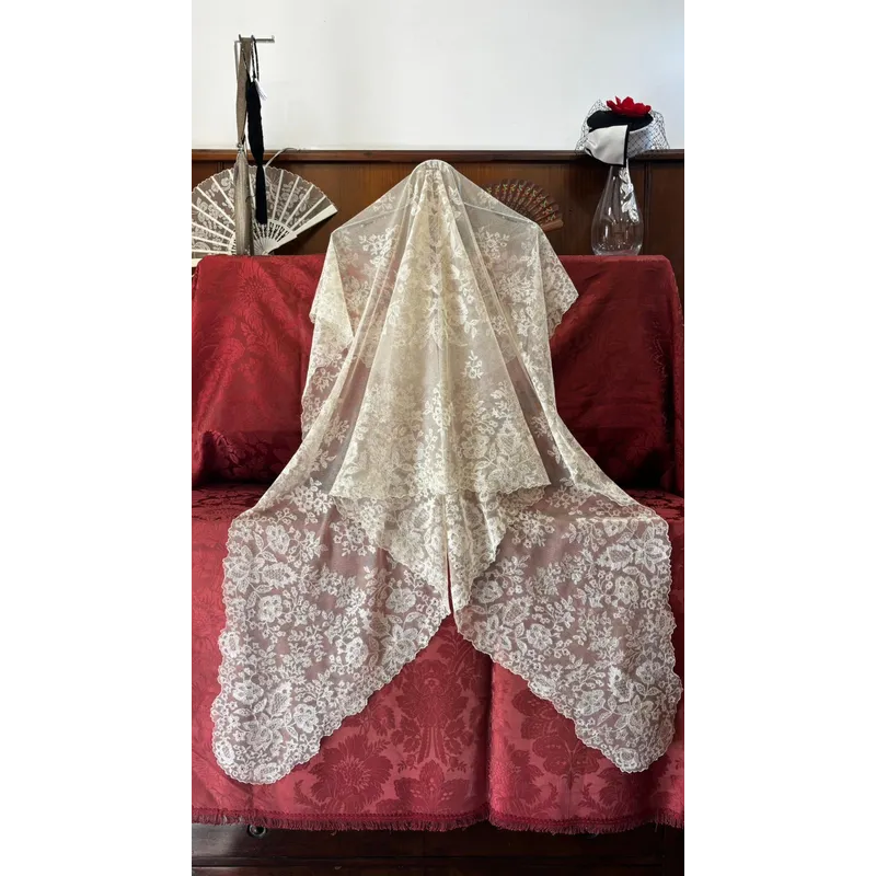 Mantilla Granadita