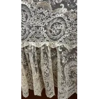 MANTILLA DE TERNO BEIGE
