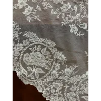 MANTILLA DE TRES PICOS BEIGE - 2560/G